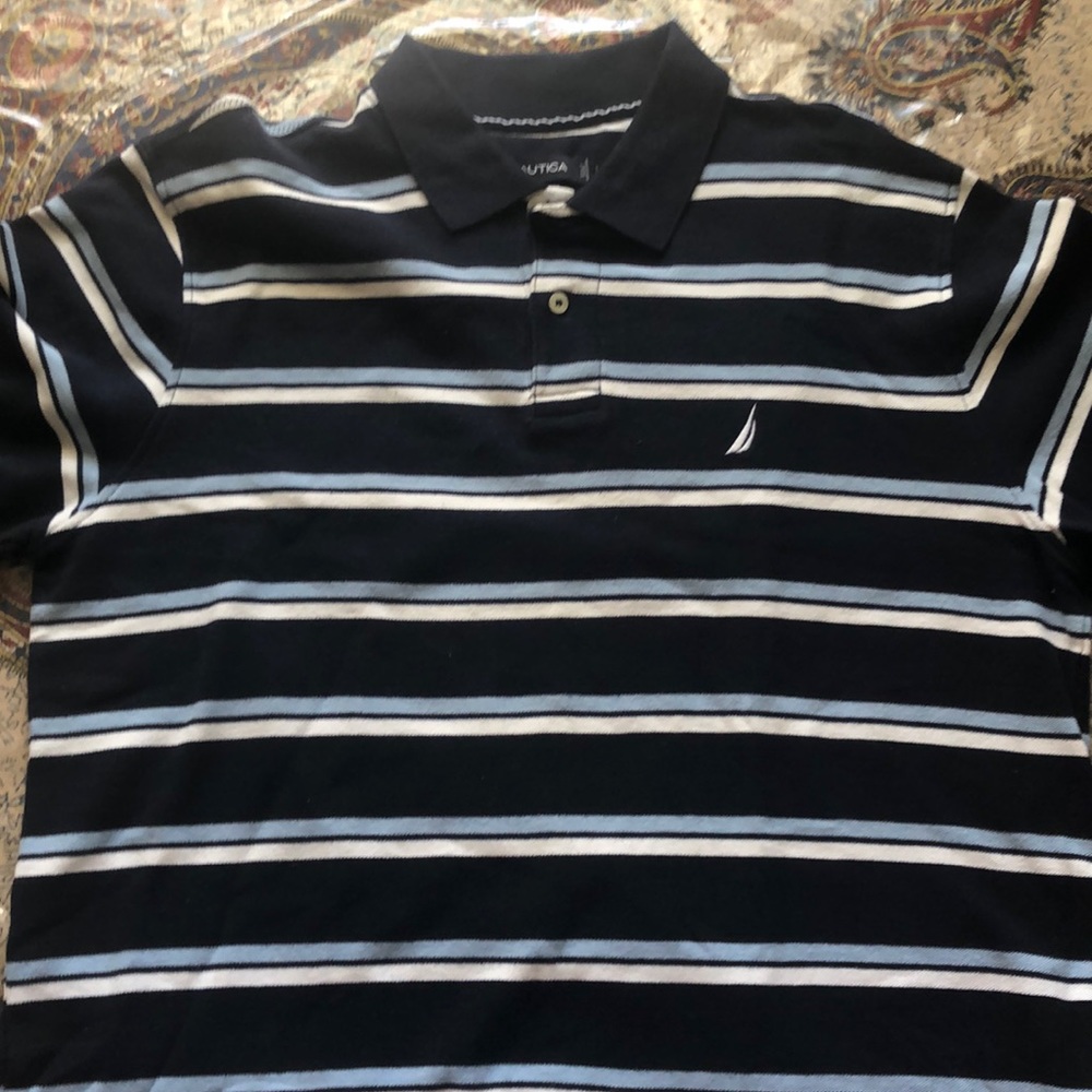 Nautica Collared T shirt in excellent condition